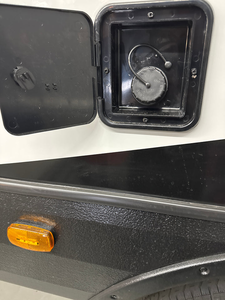 Fresh Water Tank Fill Assembly