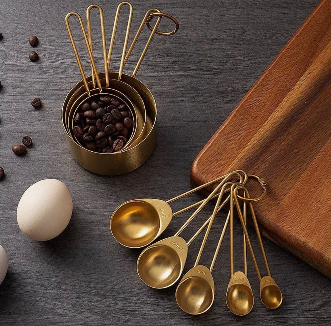Measuring Cups &amp; Spoons Set