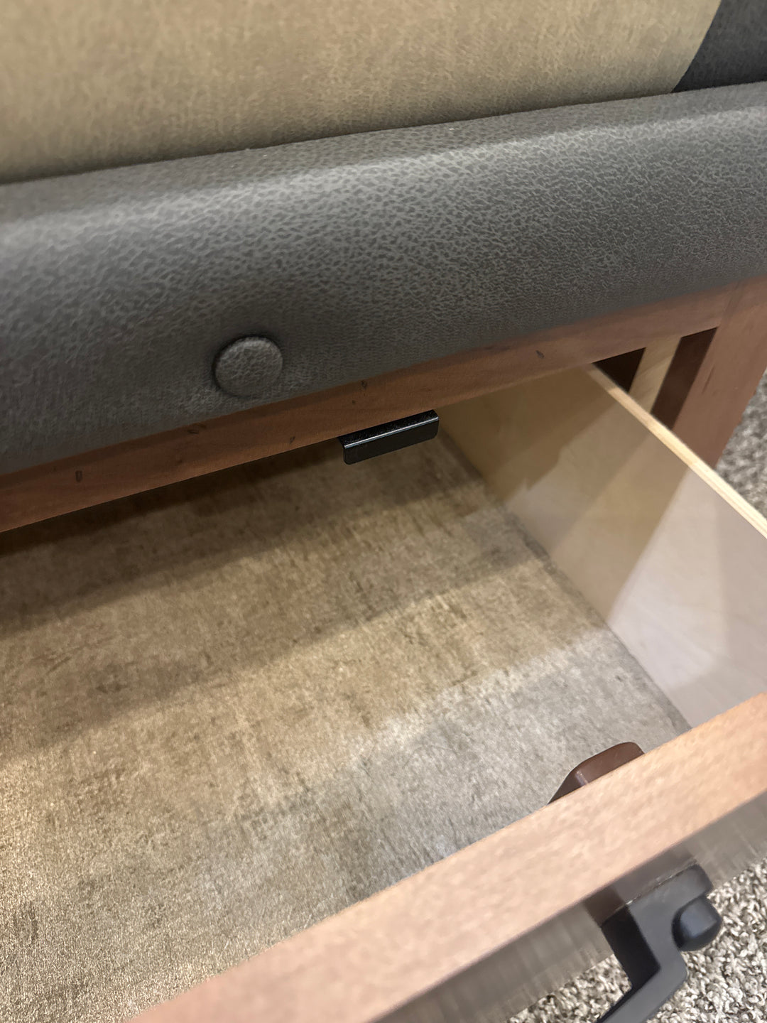 Locking Drawer Latch Catch Plate