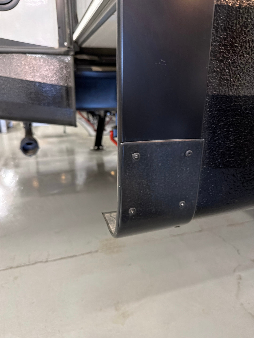 Left Slide Out Bottom Corner Trim Black