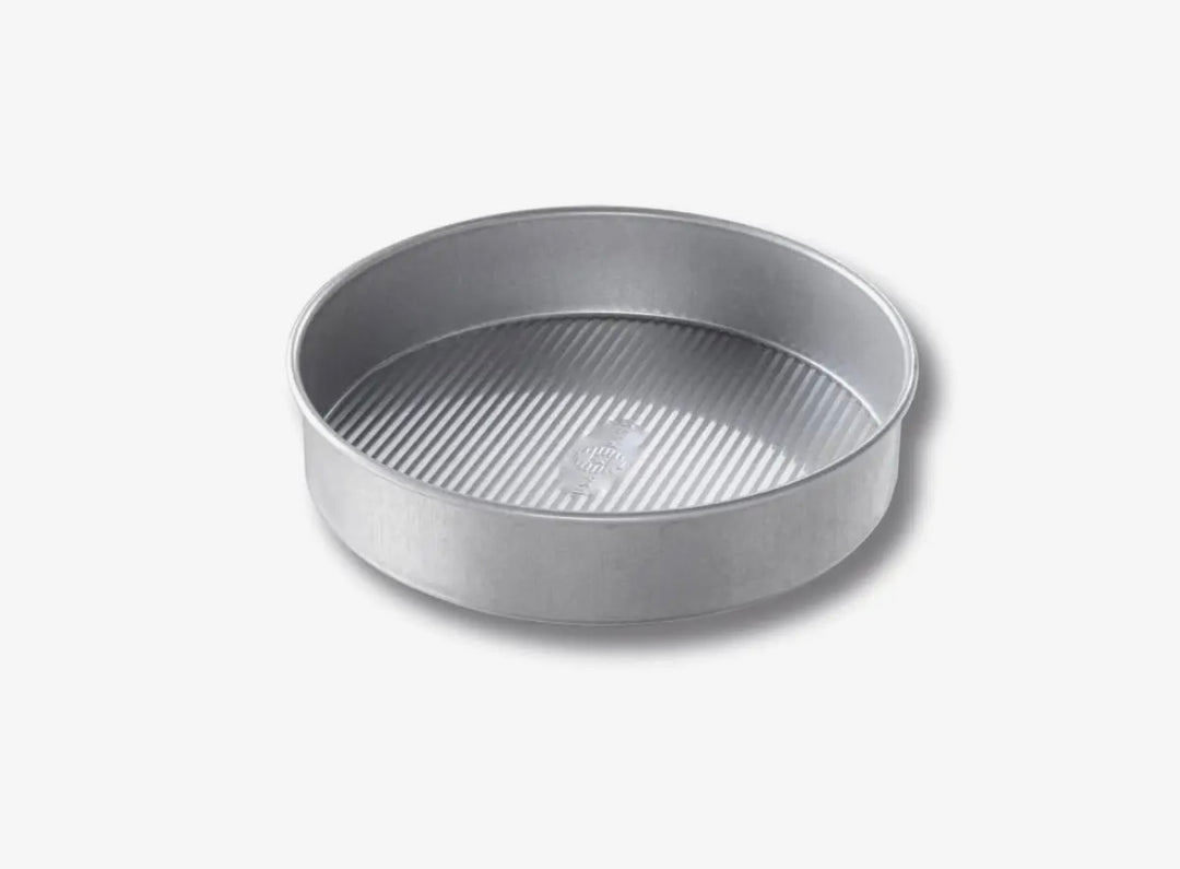 Round cake pan