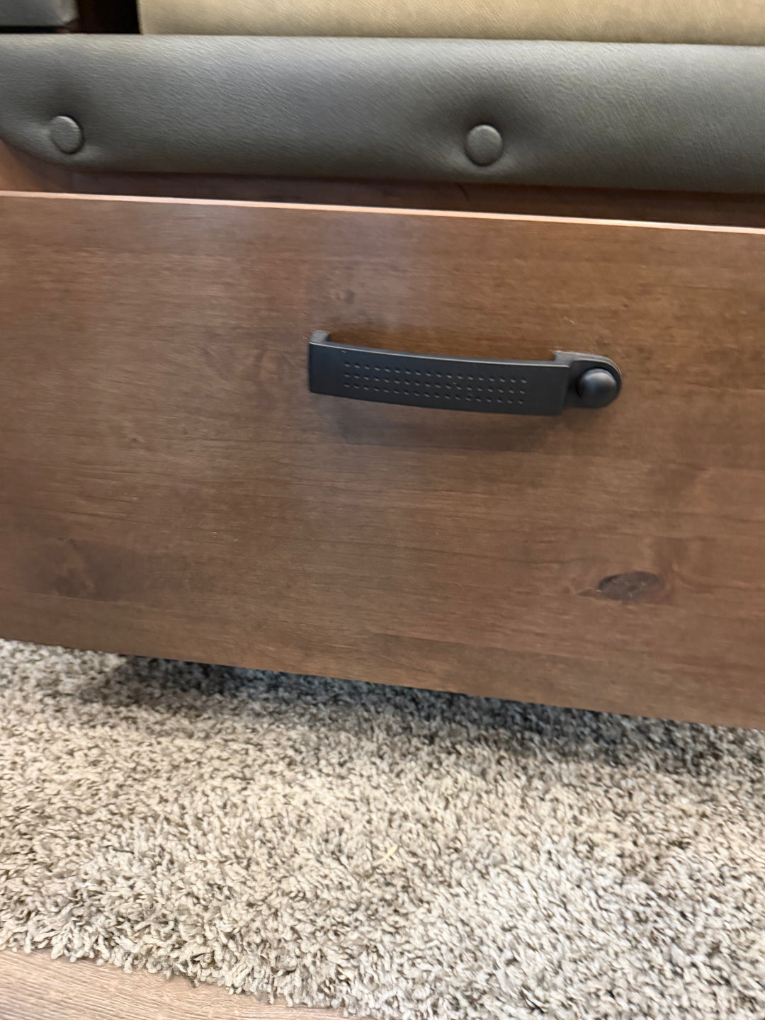 Locking Drawer Handle